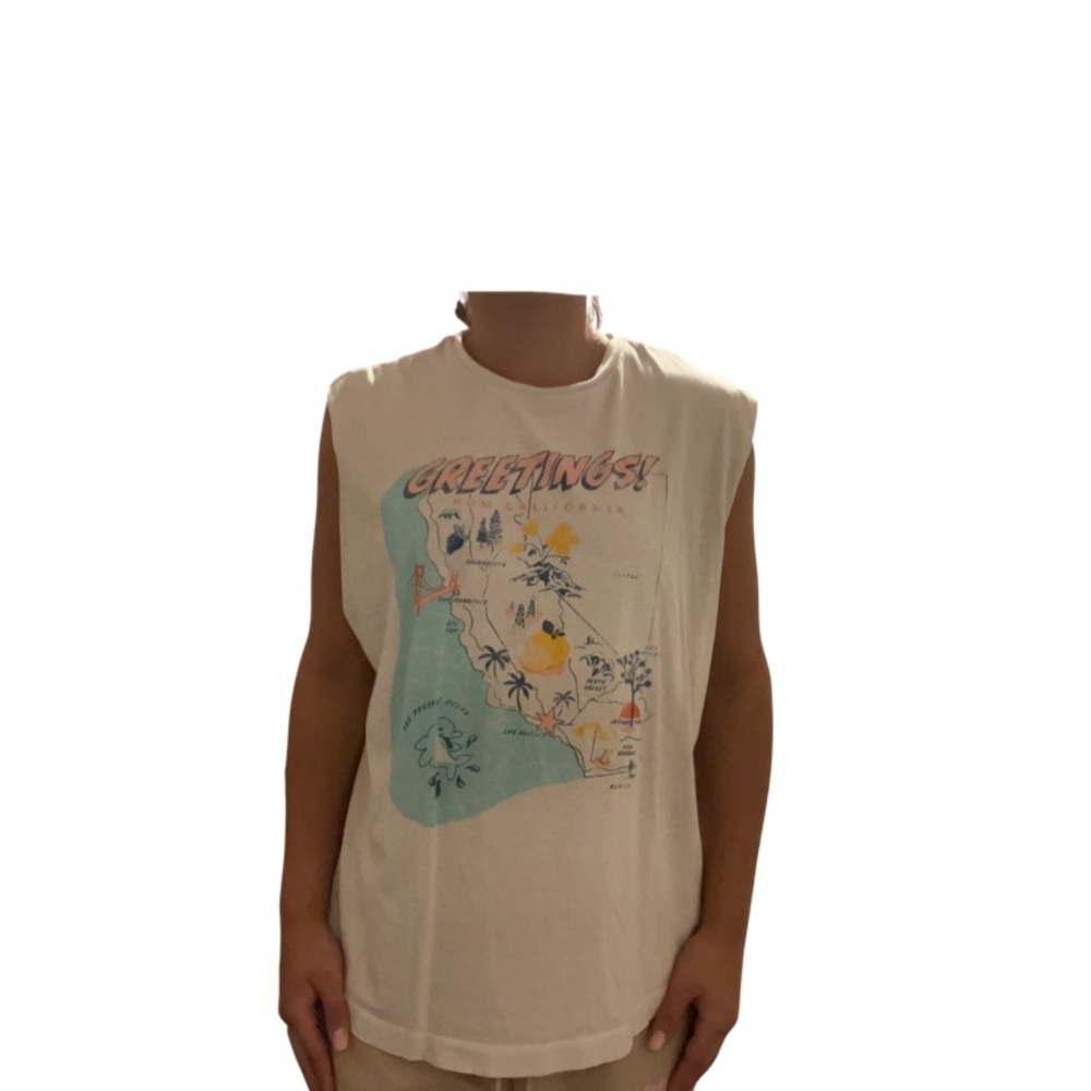 Cream Greetings From California Men’s H&M DIVIDED Muscle Tee Size Medium